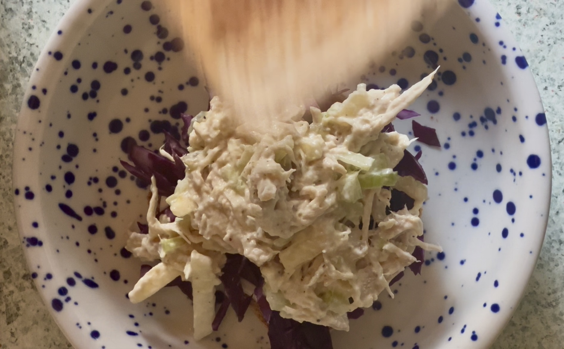 EASY CRUNCHY CHICKEN SALAD